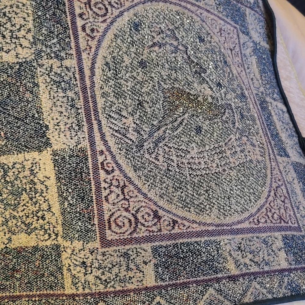 Tapestry Christmas Table Runner With gold Sparkles - Picture 12 of 13